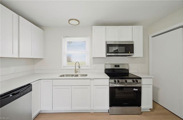 13408 Martha CIR, Smithfield, VA 23430