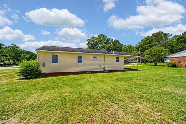 13408 Martha CIR, Smithfield, VA 23430