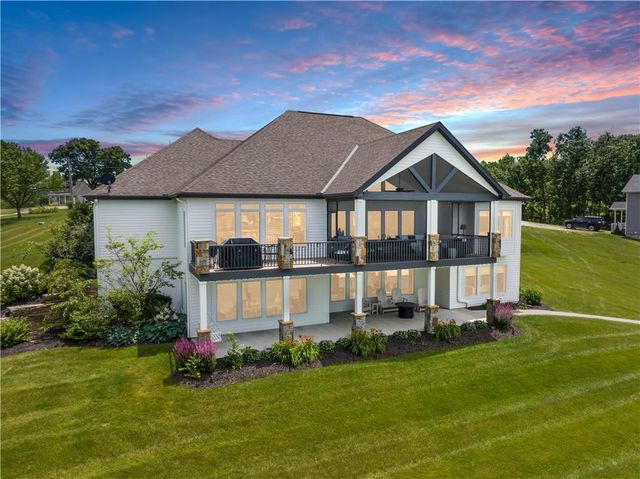 1038 Lake Viking Terrace, Altamont, MO 64620