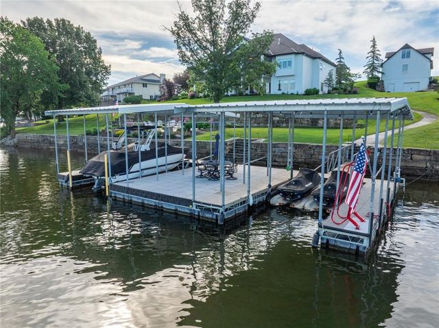 1038 Lake Viking Terrace, Altamont, MO 64620