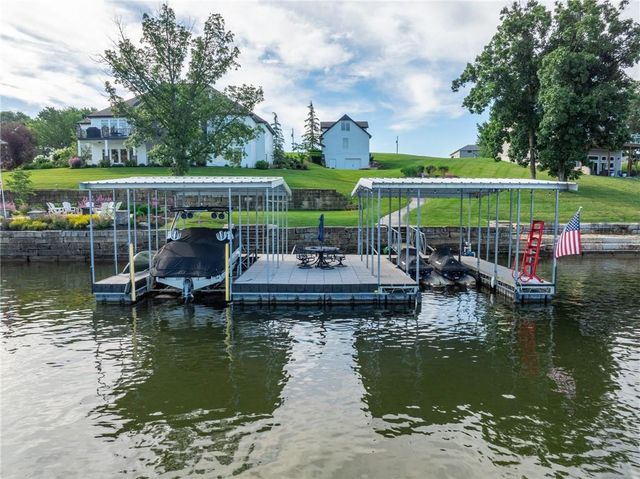 1038 Lake Viking Terrace, Altamont, MO 64620