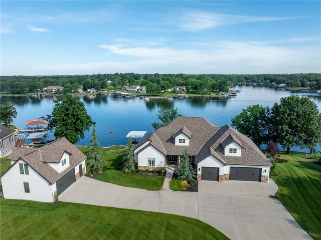 1038 Lake Viking Terrace, Altamont, MO 64620