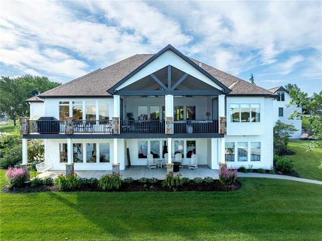 1038 Lake Viking Terrace, Altamont, MO 64620