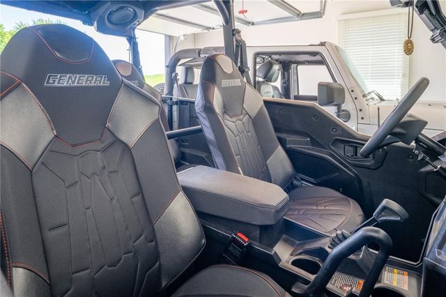 1038 Lake Viking Terrace, Altamont, MO 64620