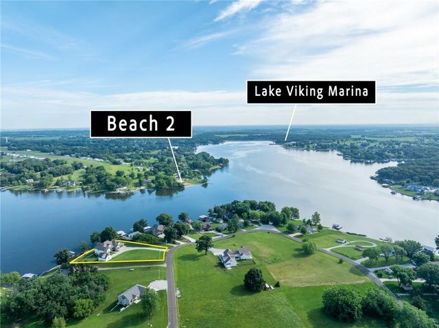 1038 Lake Viking Terrace, Altamont, MO 64620