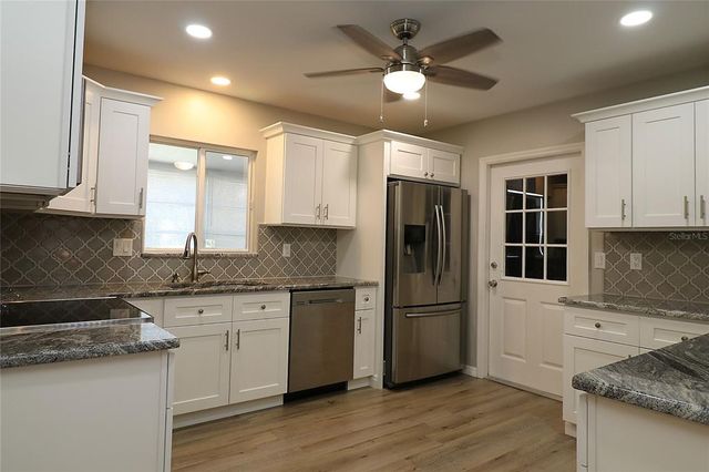 6472 SW 106TH PLACE, Ocala, FL 34476
