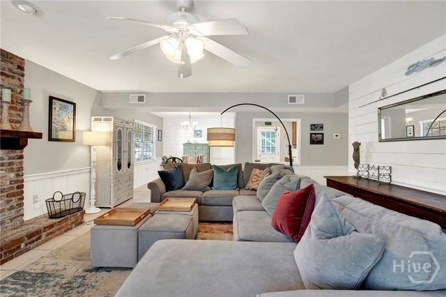 610 2nd Avenue, Tybee Island, GA 31328