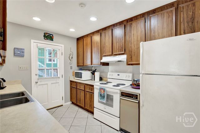 610 2nd Avenue, Tybee Island, GA 31328