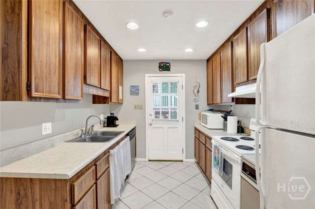 610 2nd Avenue, Tybee Island, GA 31328