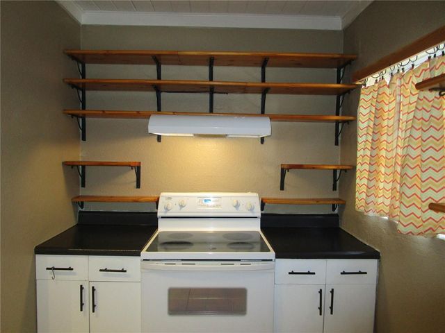 1315 E OSBORNE AVENUE, Tampa, FL 33603