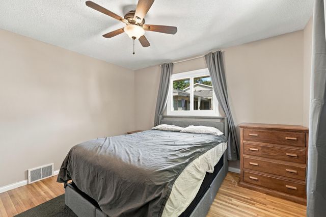 6921 Washburn Avenue S, Richfield, MN 55423