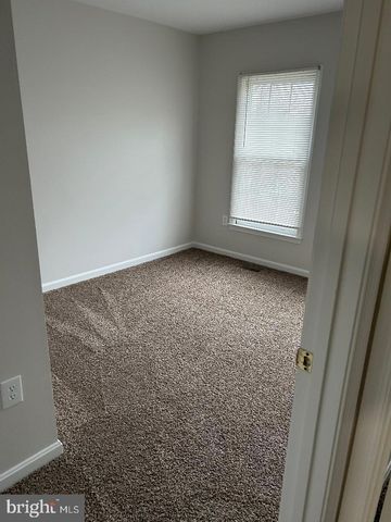 12434 ABBEY KNOLL CT, Woodbridge, VA 22192