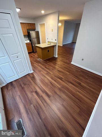 12434 ABBEY KNOLL CT, Woodbridge, VA 22192