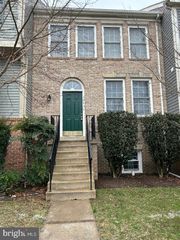 12434 ABBEY KNOLL CT, Woodbridge, VA 22192