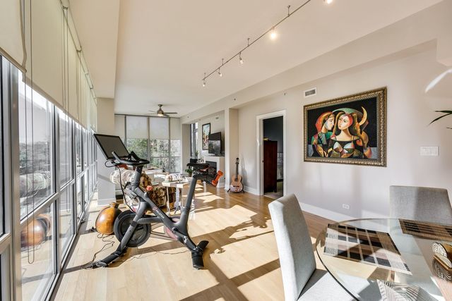 525 KEDZIE Avenue 402, Evanston, IL 60202