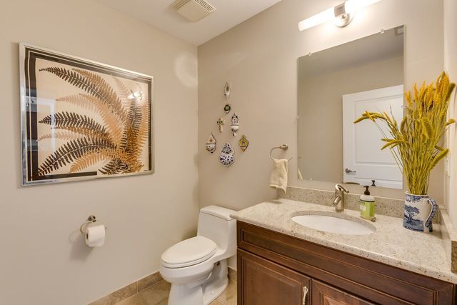 525 KEDZIE Avenue 402, Evanston, IL 60202