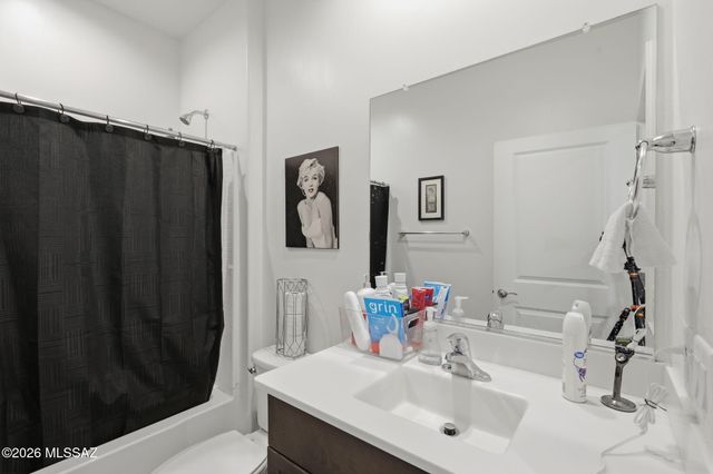 7718 S Via Perfecta, Tucson, AZ 85756