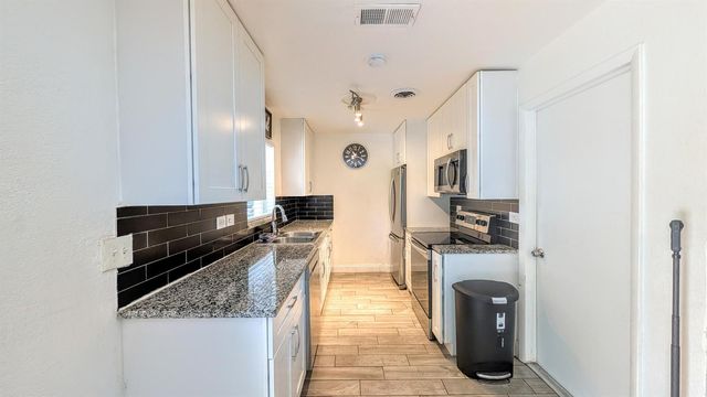 1719 15th Avenue N, Lake Worth Beach, FL 33460