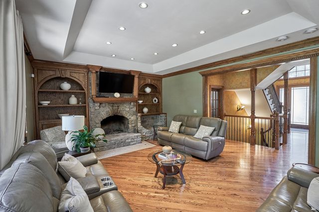 9508 Natoma Avenue, Oak Lawn, IL 60453