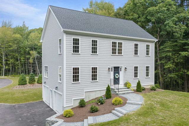 43 Martin Rd, Douglas, MA 01516