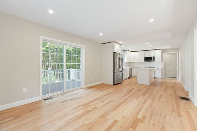 43 Martin Rd, Douglas, MA 01516