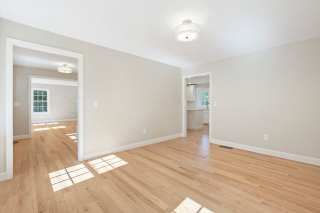43 Martin Rd, Douglas, MA 01516