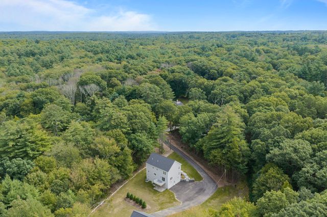 43 Martin Rd, Douglas, MA 01516