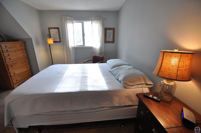 2923 SW Foxcroft 3 CT, Topeka, KS 66614