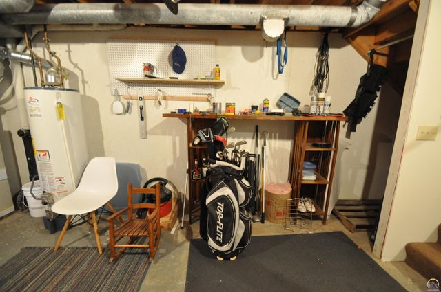 2923 SW Foxcroft 3 CT, Topeka, KS 66614