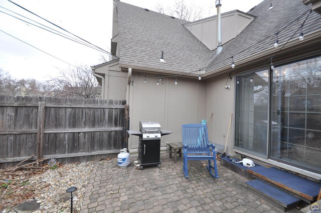 2923 SW Foxcroft 3 CT, Topeka, KS 66614