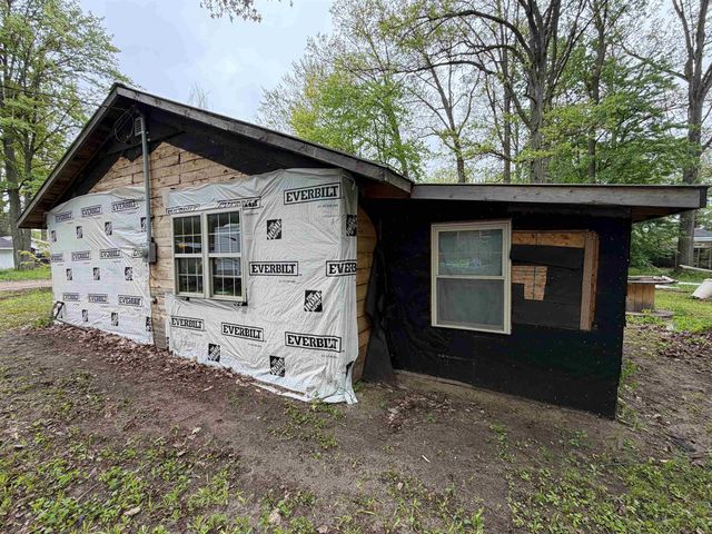 3960 Mccullum Road, Beaverton, MI 48612