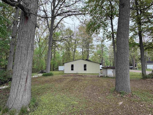 3960 Mccullum Road, Beaverton, MI 48612