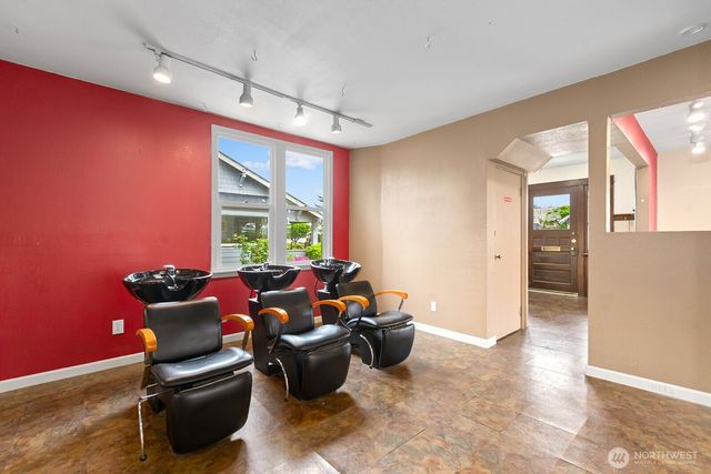 311 4th Street NE, Auburn, WA 98002
