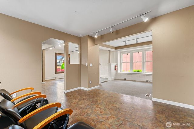 311 4th Street NE, Auburn, WA 98002