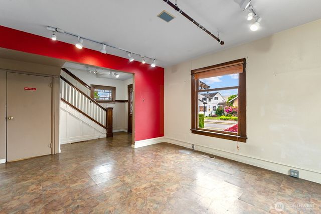 311 4th Street NE, Auburn, WA 98002