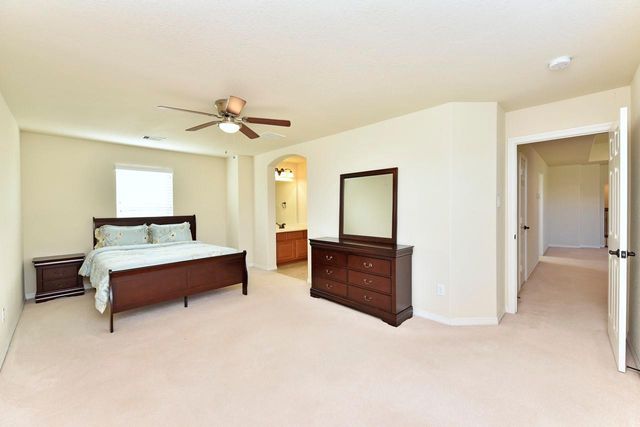 6010 Crystal Water Drive, Richmond, TX 77406