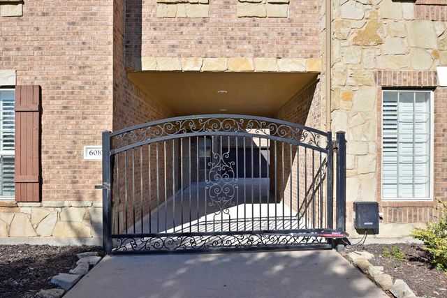 6010 Crystal Water Drive, Richmond, TX 77406