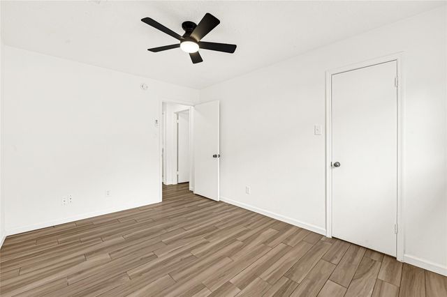 5007 Colmesneil Street, Pearland, TX 77584