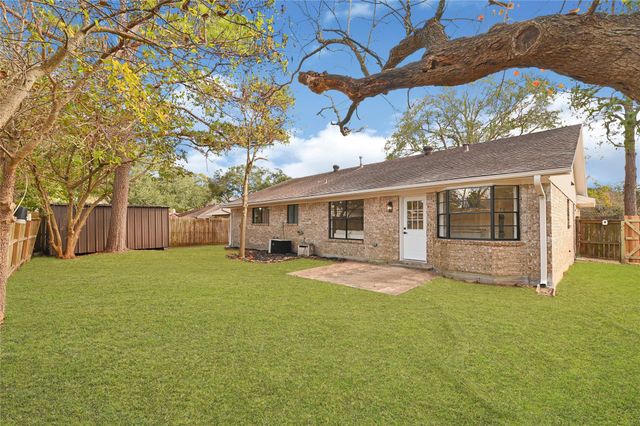 5007 Colmesneil Street, Pearland, TX 77584