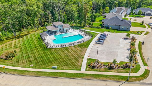 4904 LONGBOW DR, Columbia, MO 65201