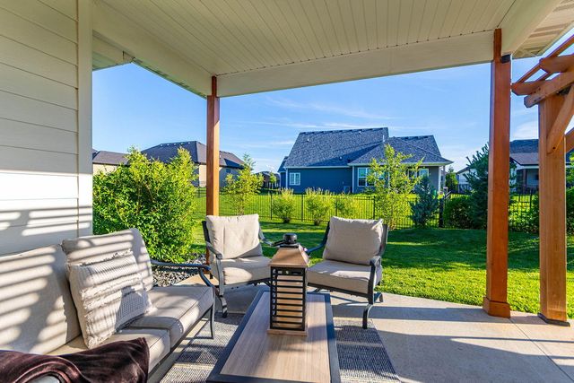 4904 LONGBOW DR, Columbia, MO 65201