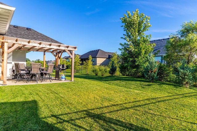 4904 LONGBOW DR, Columbia, MO 65201