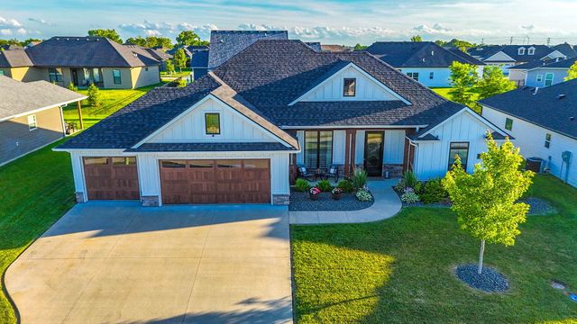 4904 LONGBOW DR, Columbia, MO 65201