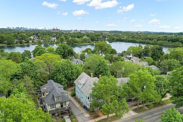 186 Pleasant Street 1, Arlington, MA 02476