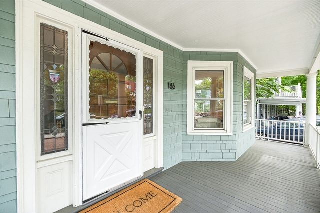 186 Pleasant Street 1, Arlington, MA 02476