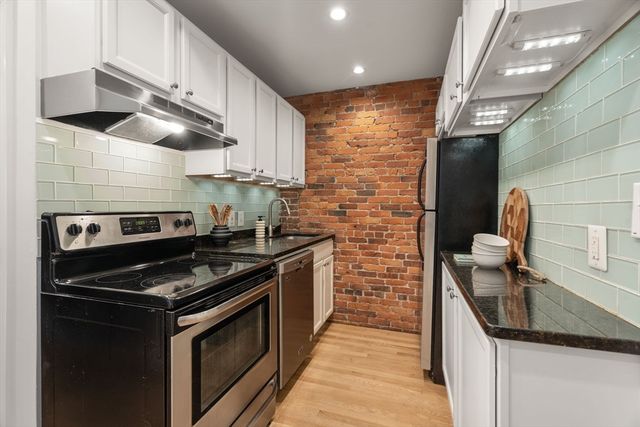 9 Albemarle Street 3, Boston, MA 02115