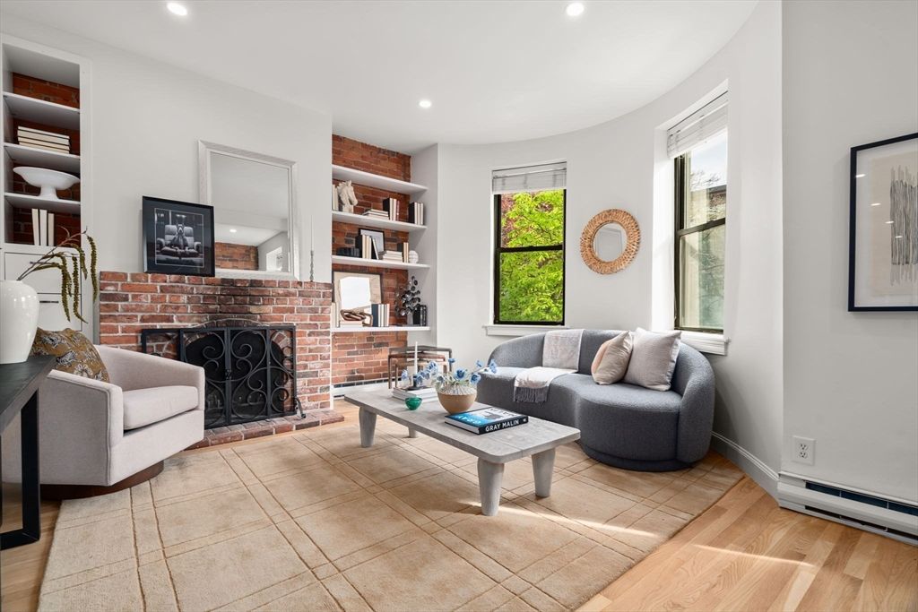 9 Albemarle Street 3, Boston, MA 02115