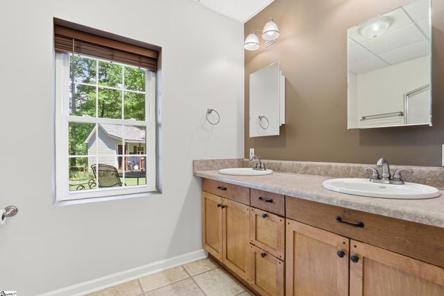 132 Lilie Marie Drive, Piedmont, SC 29673