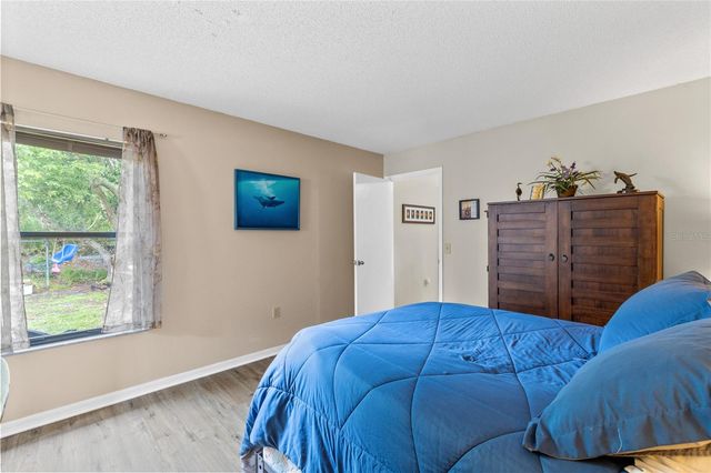 1098 LAMPLIGHTER AVENUE, Deltona, FL 32725