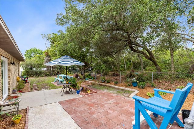1098 LAMPLIGHTER AVENUE, Deltona, FL 32725